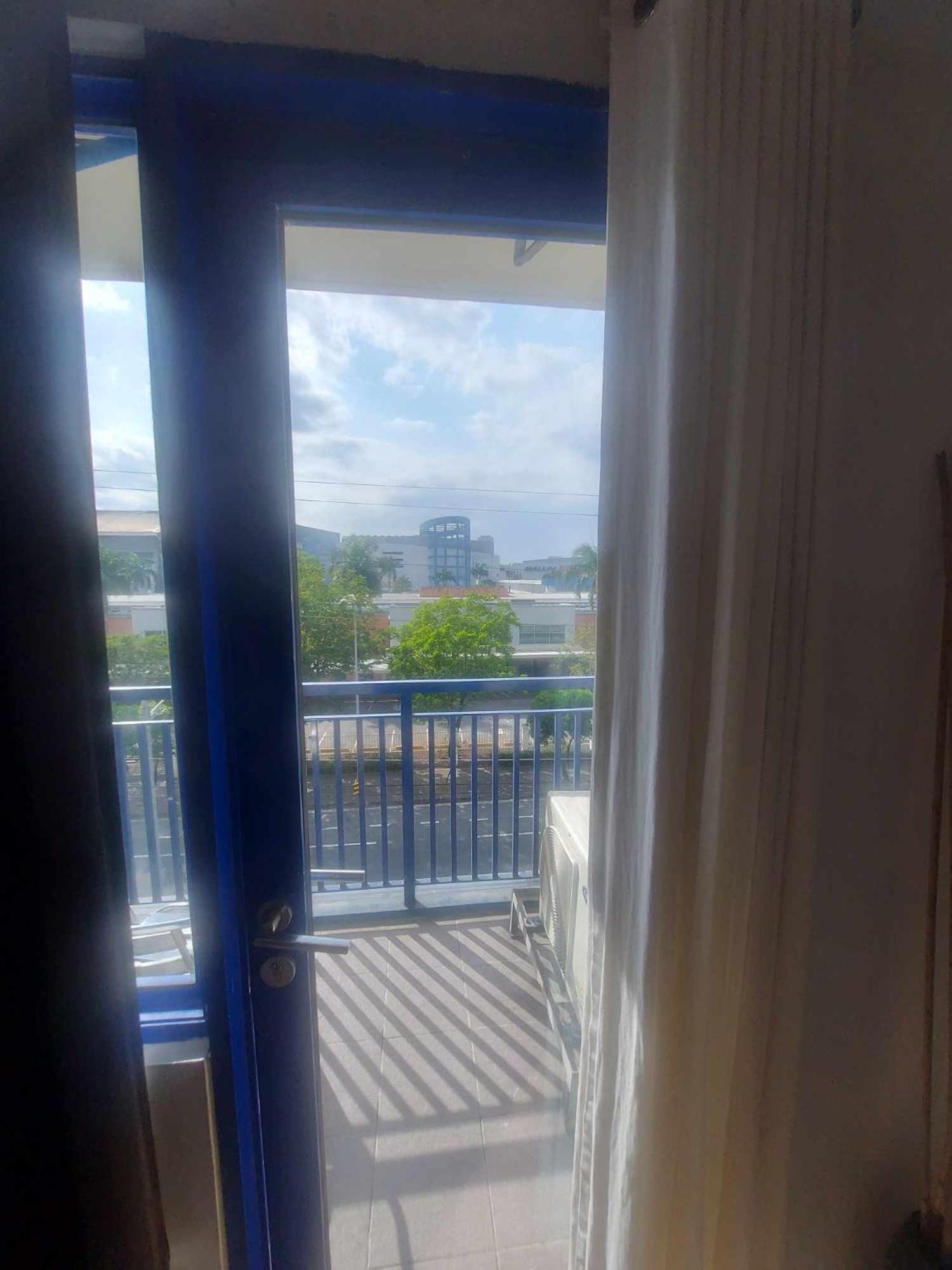 Smdc Moa Condotel Pasay Exteriör bild
